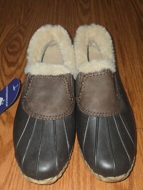 JBU Women's Brown and Cream Winter Rain Slip-On Boots